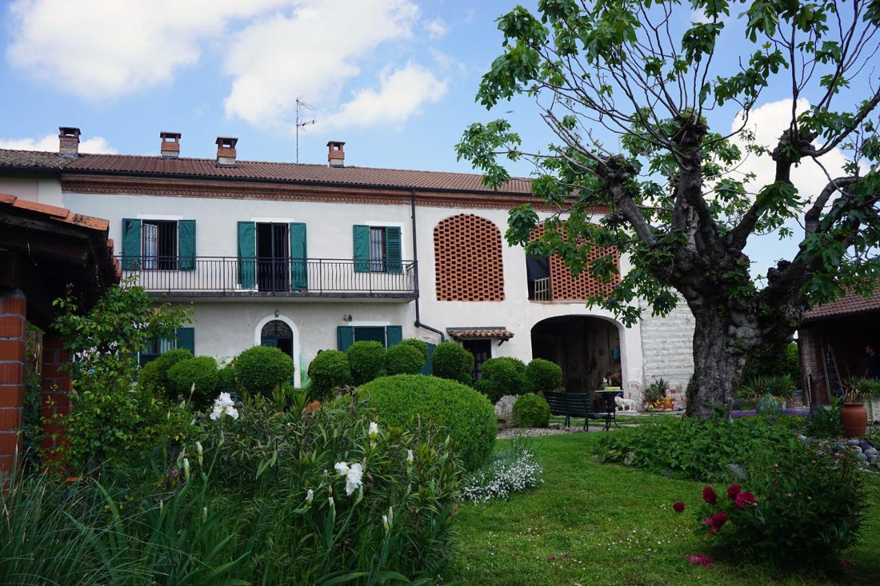 B&B Il Casale Di Andrea & Simona Camino Exterior photo